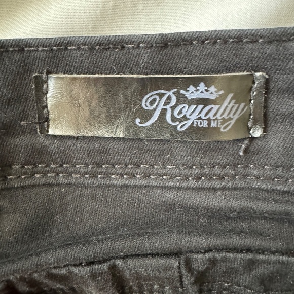 Royalty for Me Women's WANNA BETTA BUTT Capri Jeans Black Size 8 Stretch - Picture 4 of 12